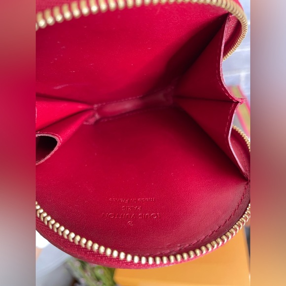 Louis Vuitton Animania Lapin Round Coin Purse Pomme D'Amour - Picture 12 of 12